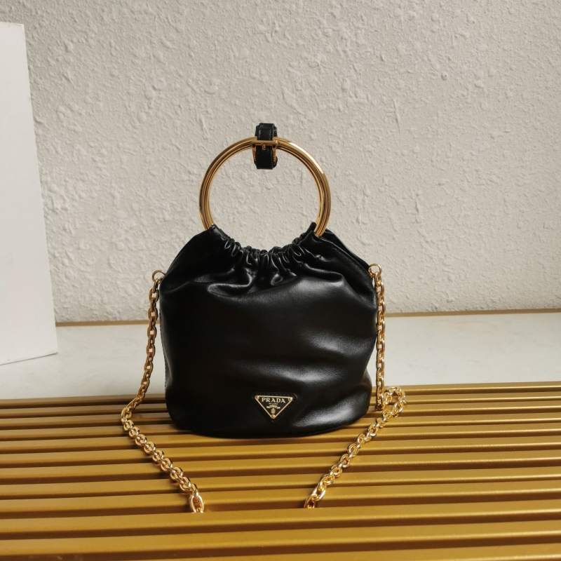 Pra*a bucket bags